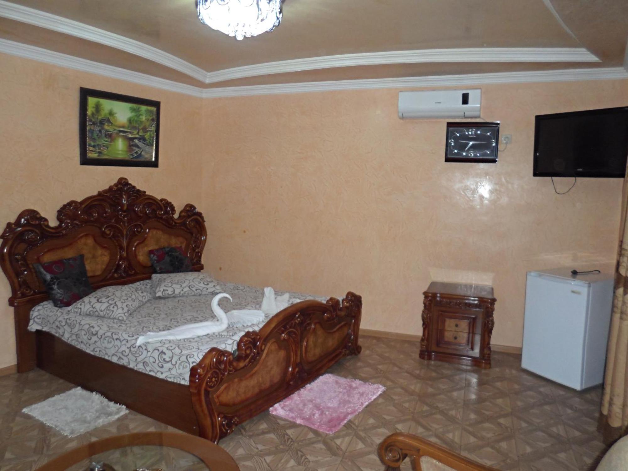 Hotel Old Star Batumi Room photo