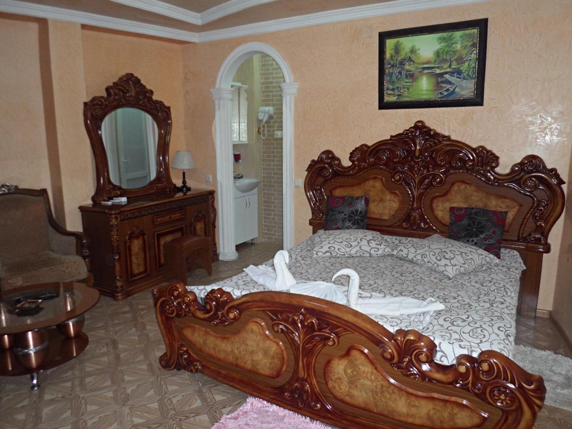 Hotel Old Star Batumi Room photo